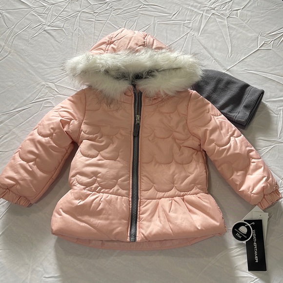 Weathertamer Toddler Girls Puffer Jacket with Hat - Picture 11 of 12